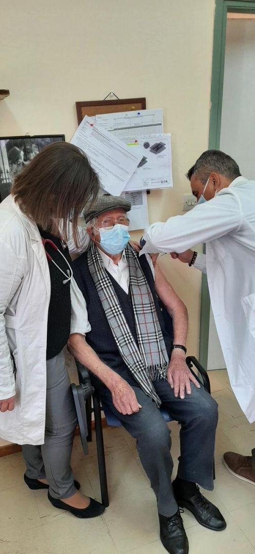 Ξεκίνησαν οι εμβολιασμοί στα Κέντρα Υγείας (εικόνες)-9