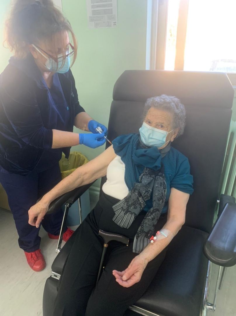 Ξεκίνησαν οι εμβολιασμοί στα Κέντρα Υγείας (εικόνες)-6