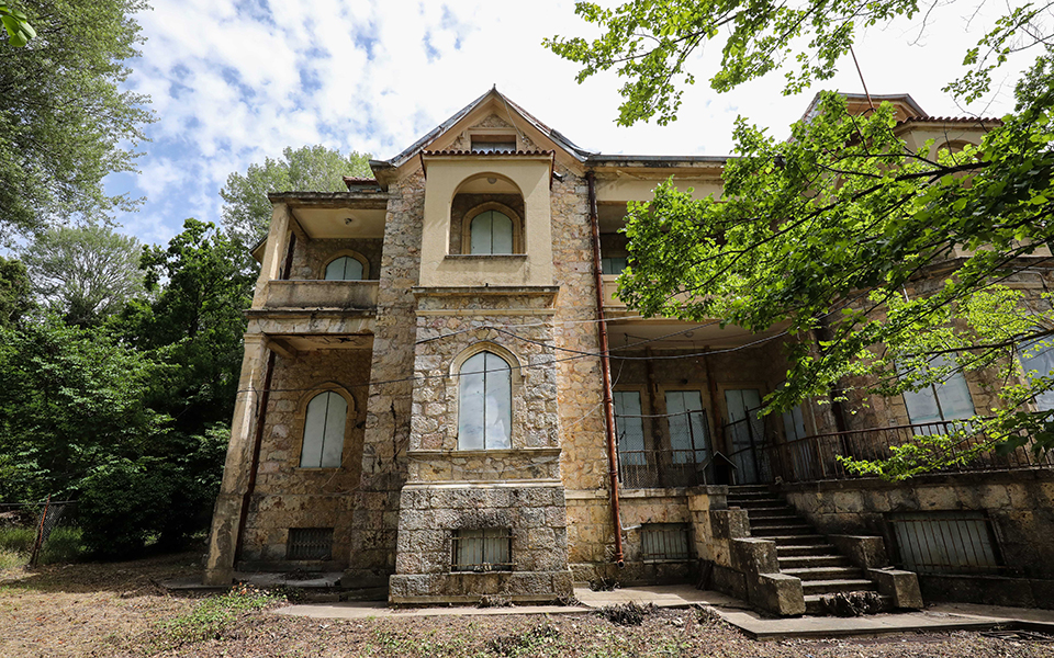 τα-τρία-σενάρια-για-το-τατόι-561246349