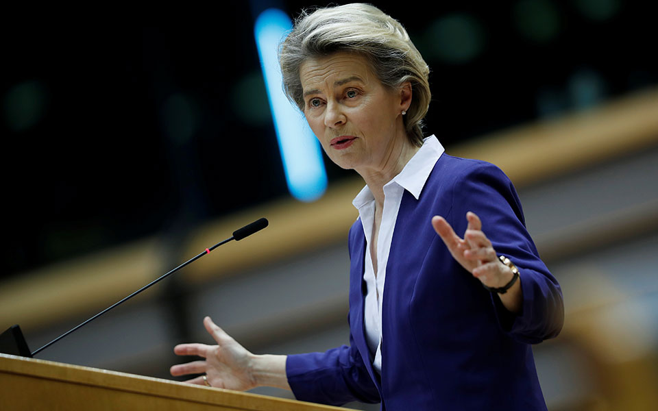 μήνυμα-κομισιόν-στην-astrazeneca-περιμένουμε-400-561246289