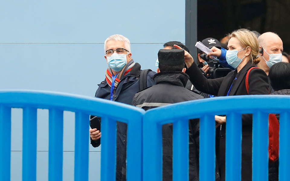 Στο «σημείο μηδέν» της πανδημίας το κλιμάκιο του ΠΟΥ-1