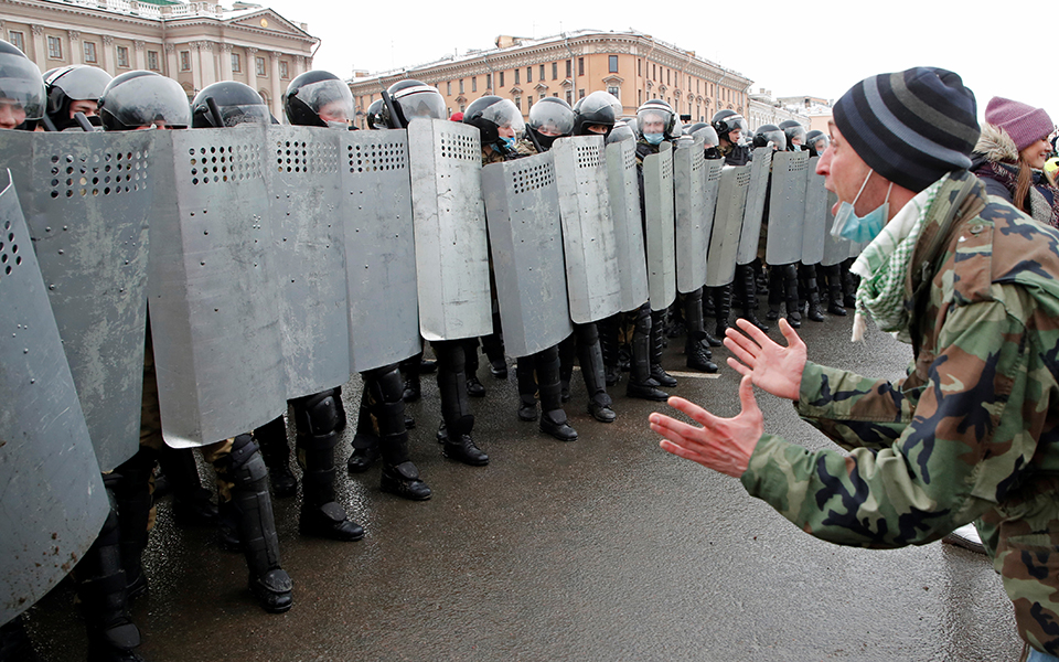 Πάνω από 3.000 συλλήψεις στις διαδηλώσεις για τον Αλεξέι Ναβάλνι-2