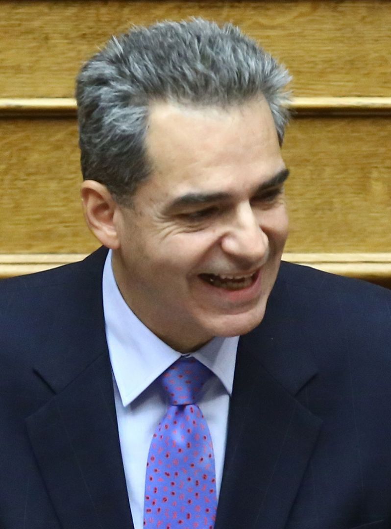 Συμβολίζοντας το «αντι-μπάχαλο»-1