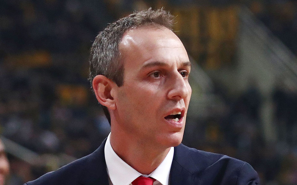 οτι-προλάβει-να-σώσει-ο-κάτας-561219241