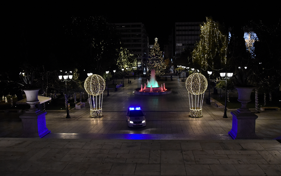 κορωνοϊός-επίκεντρο-και-βαρόμετρο-γι-561214036