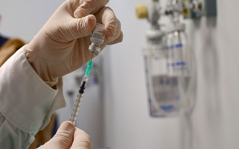 αργή-αλλά-σταθερή-η-μείωση-του-αριθμού-561228373