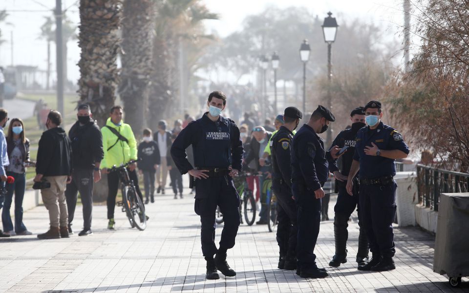Η καλοκαιρία έφερε εξορμήσεις – Σε επιφυλακή η αστυνομία-3
