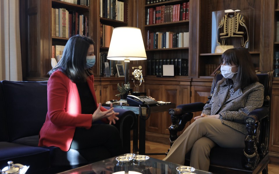 συνάντηση-κεραμέως-πτδ-για-σχολεία-κ-561233602