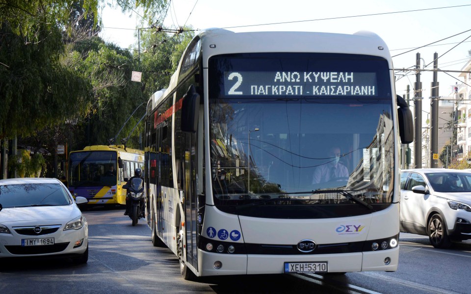 σε-δοκιμαστική-διαδρομή-ηλεκτροκίνη-561235375