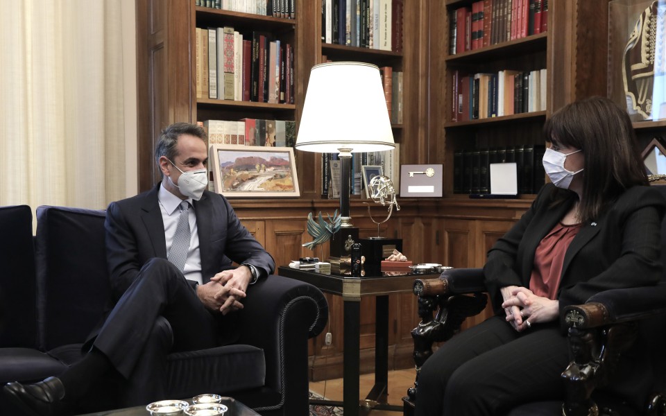 κυρ-μητσοτάκης-ασκούμε-πιέσεις-στις-ε-561242197