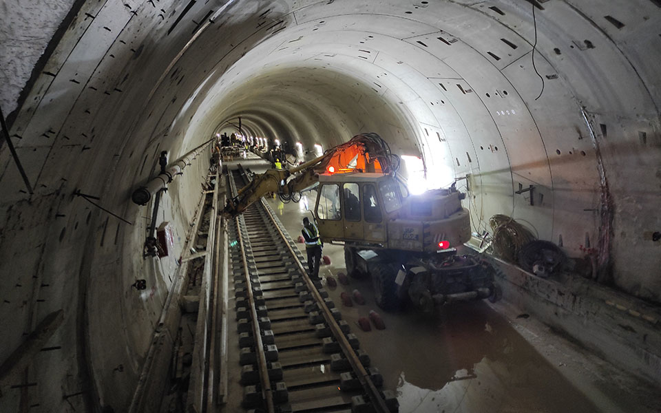 Ο υποθαλάσσιος σταθμός του μετρό-5