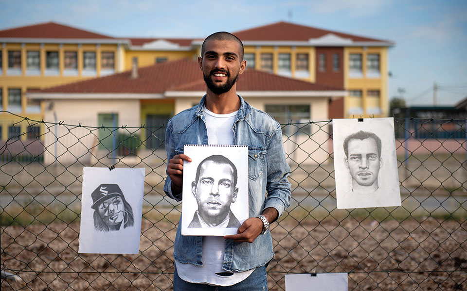 πέρα-από-τα-στερεότυπα-561243604