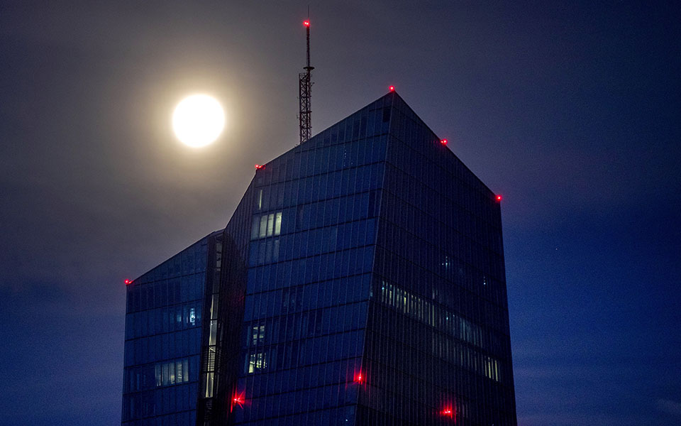 δντ-ταχύτερη-παγκόσμια-ανάπτυξη-αλλά-561242254