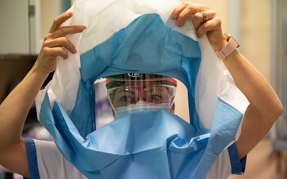 κορωνοϊός-320-νέα-κρούσματα-19-θάνατοι-561232666