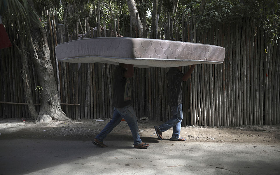 Μεξικό: To ηλιόλουστο και επικίνδυνο «αντι – covid» καταφύγιο των Αμερικανών-4