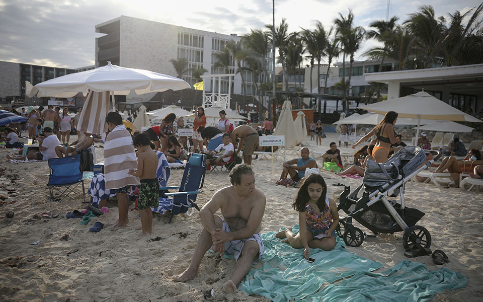 Μεξικό: To ηλιόλουστο και επικίνδυνο «αντι – covid» καταφύγιο των Αμερικανών-10