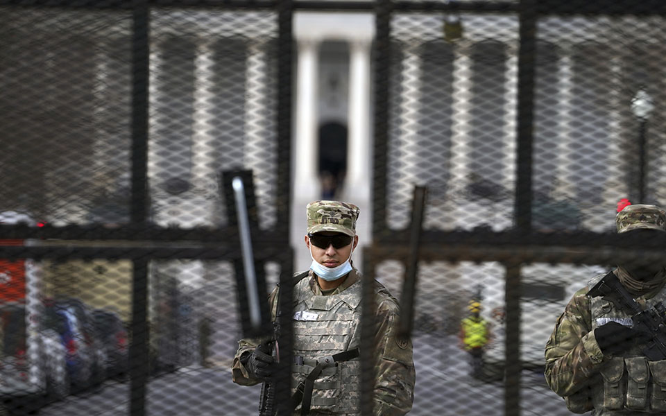 ηπα-το-fbi-ελέγχει-τους-στρατιωτικούς-πρ-561232075