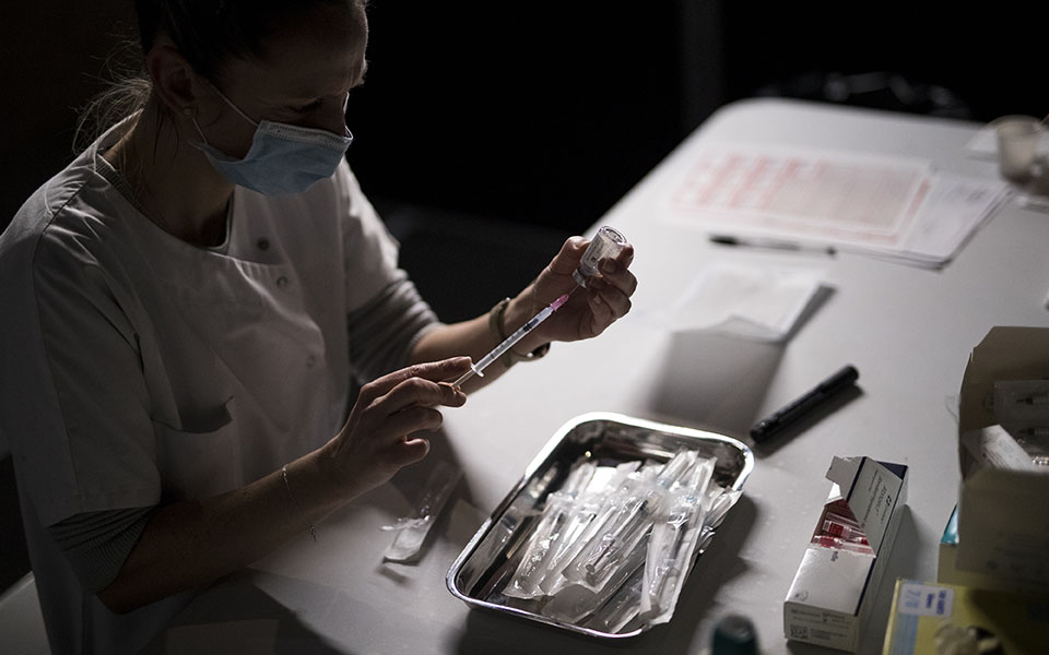 moderna-νέες-δοκιμές-για-την-αντιμετώπιση-το-561241033