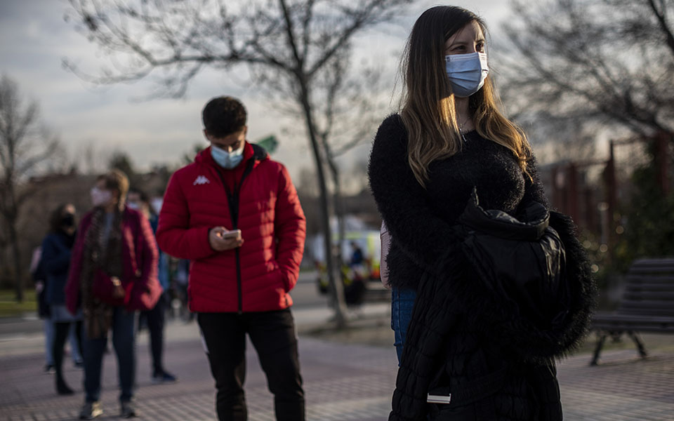 καμπανάκι-για-την-επιδημιολογική-εικ-561244138