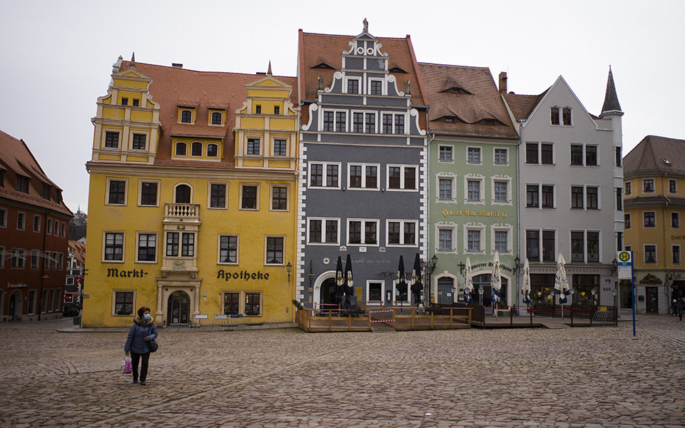 bild-αυστηρά-μέτρα-για-8-10-εβδομάδες-βλέπε-561224245