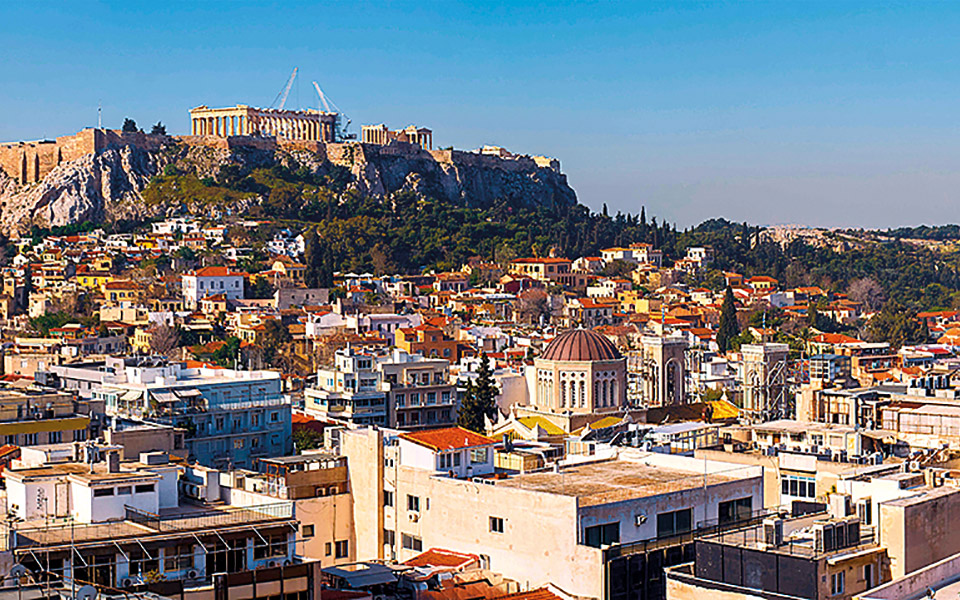 alpha-bank-με-ισχυρά-θεμέλια-στηρίζει-ενεργά-τ-561232480