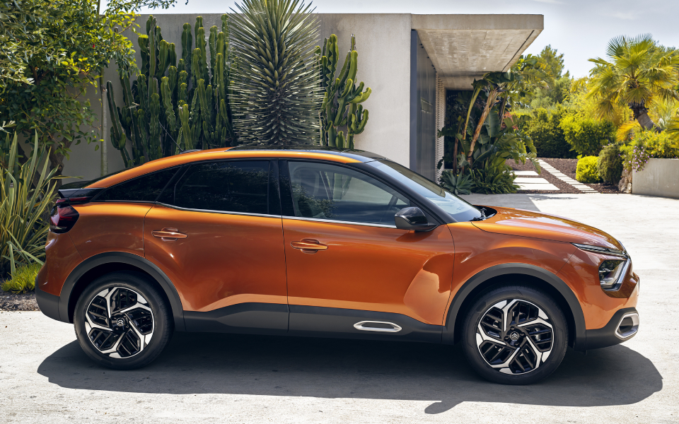 Το νέο Citroen C4 C-Cross από 17.950 ευρώ-1