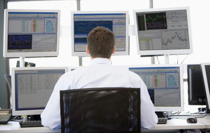 για-πρώτη-φορά-10ετές-με-κόστος-δανεισμο-561243586