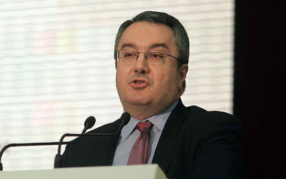 ηλ-μόσιαλος-η-κομισιόν-άργησε-να-κάνει-561243874