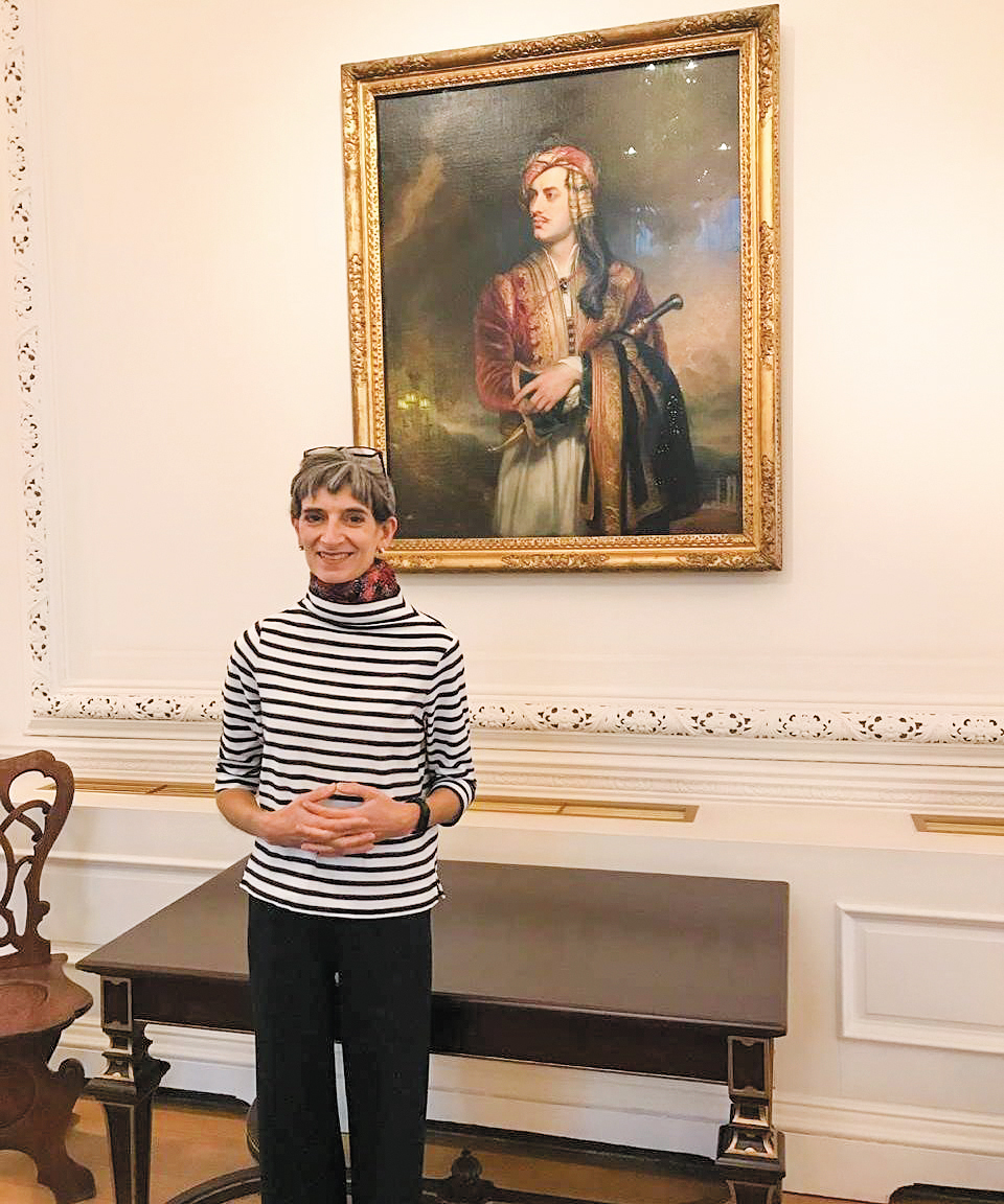 Κέιτ Σμιθ: Ιδιαίτερο το 2021 για τους Ελληνες και τους Βρετανούς που αγαπούν την Ελλάδα-1