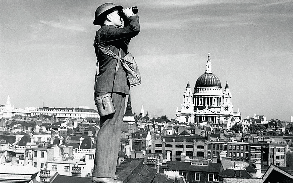 Πολεμώντας μόνοι το 1940-1941-1