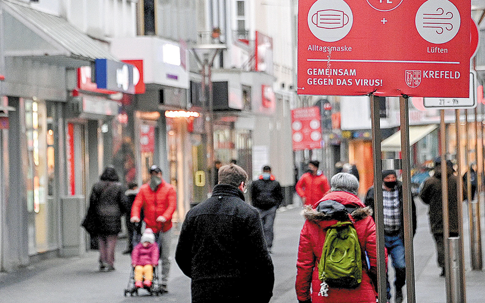 υπό-περιορισμόν-η-ευρώπη-561217741