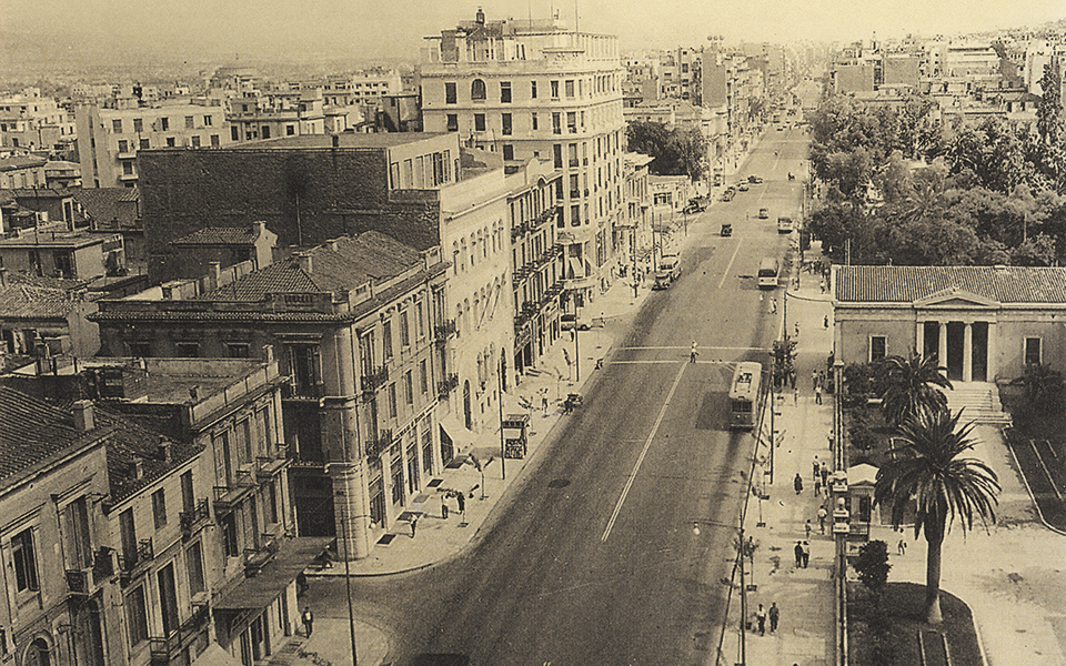 με-τη-συνέργεια-όλων-η-αφόρητη-συστημα-561221668
