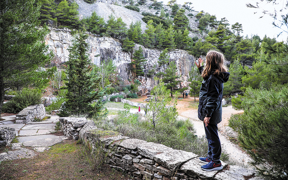 Ανάβαση στο υπαίθριο μουσείο μαρμάρου-4