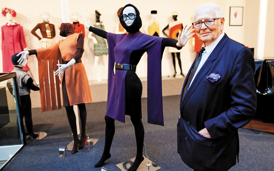 ο-σχεδιαστής-που-αγκάλιασε-τη-διαστημ-561221602