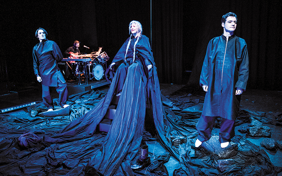 προτάσεις-για-τις-μέρες-του-lockdown-561219424