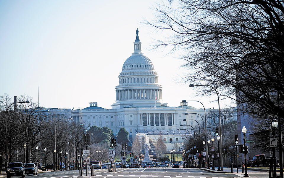 προβληματισμός-και-αναμονή-561219514