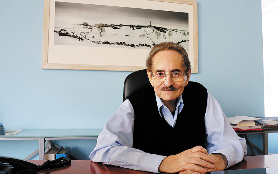 σε-αιώνια-αναζήτηση-οριζόντων-561219391