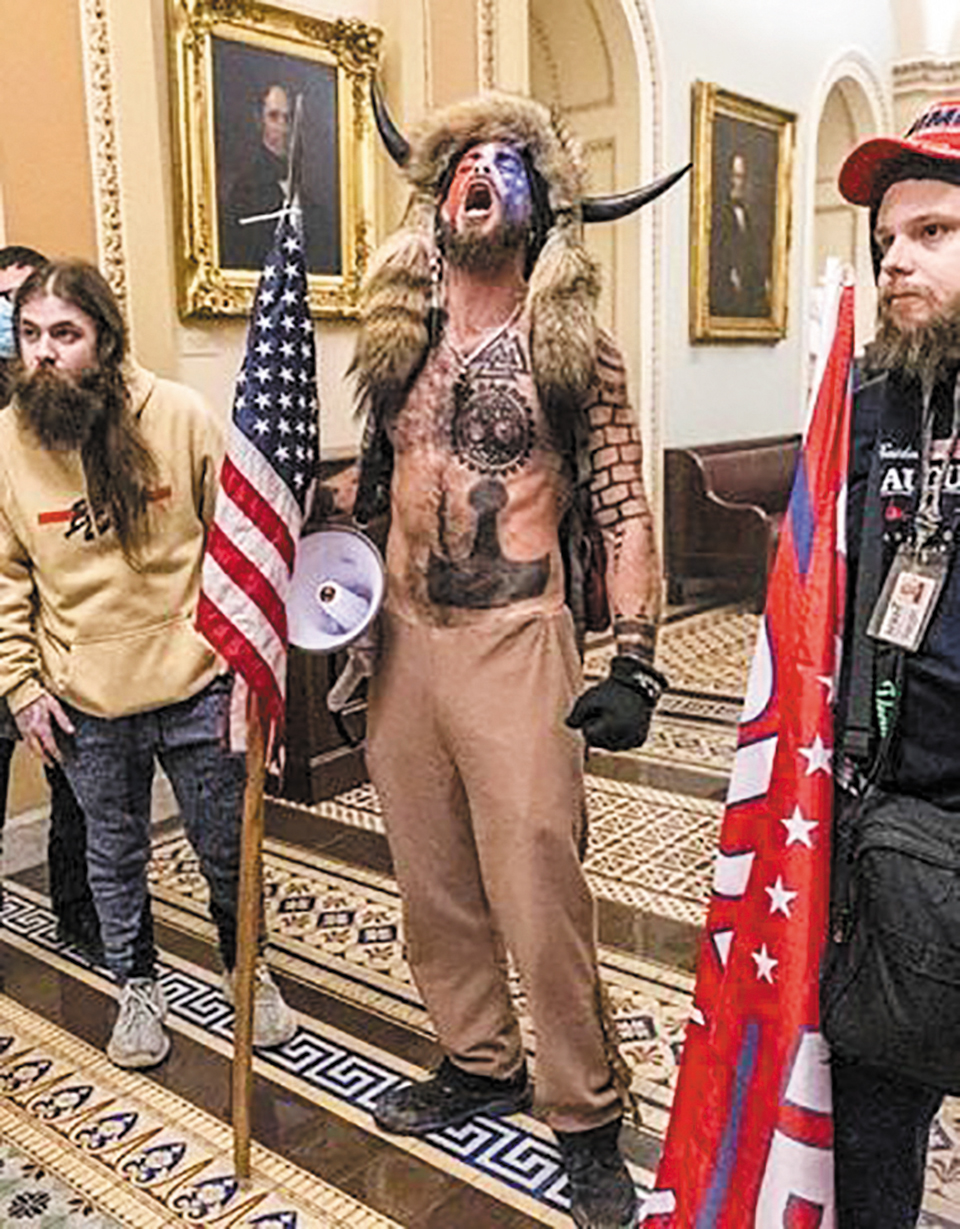 Αλέξανδρος Κιτροέφ: Η σημειολογική ανάλυση της «γαλατικής ορδής» που εισέβαλε στο Καπιτώλιο-1