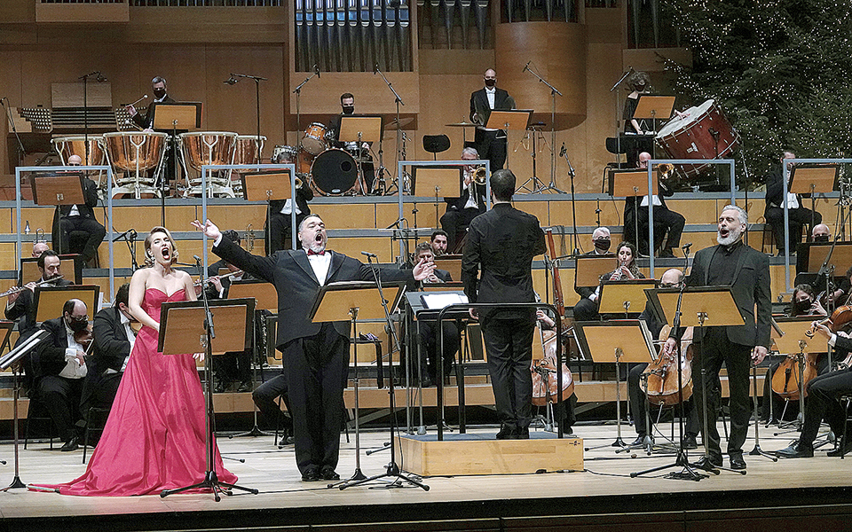 πρωτοχρονιάτικες-συναυλίες-με-ελλην-561230884