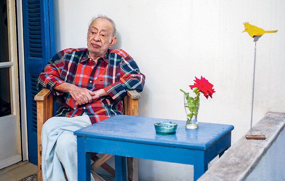 Βασίλης Αλεξάκης: Πλέοντας για πάντα στο πέλαγος των λέξεων-1