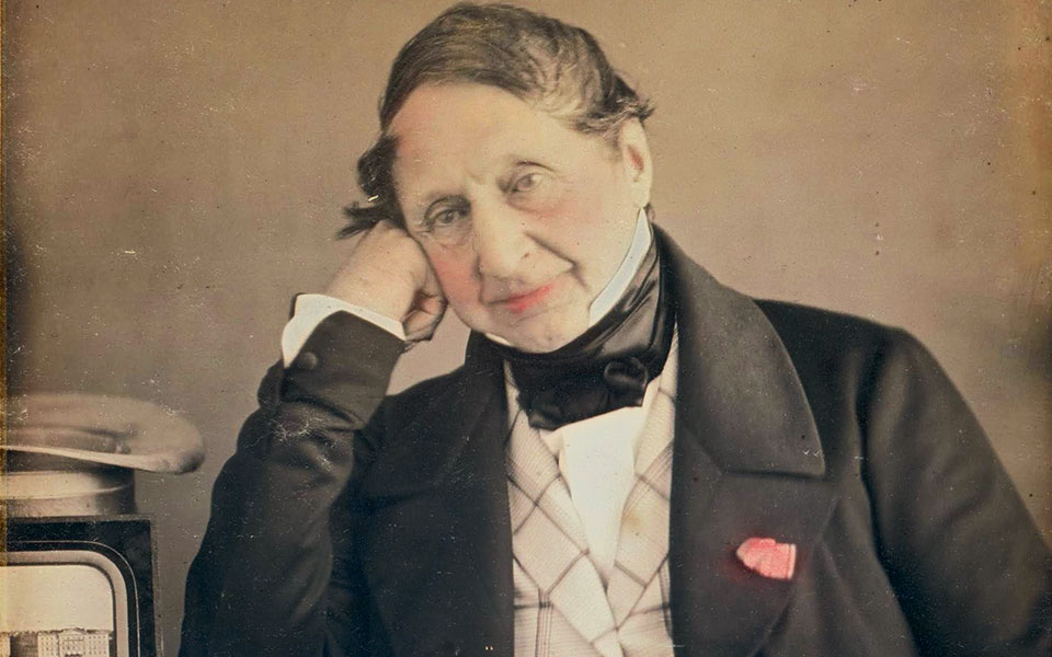 η-ελληνοελβετική-οργάνωση-φιλίας-εϋ-561227635