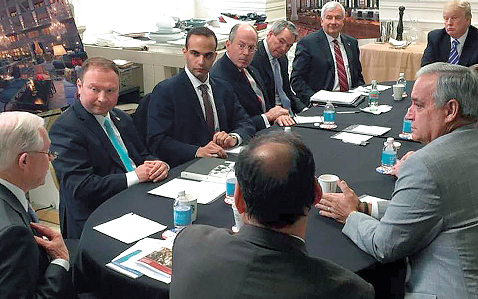 «Δεν ευθύνεται ο Τραμπ για τη βία»-1