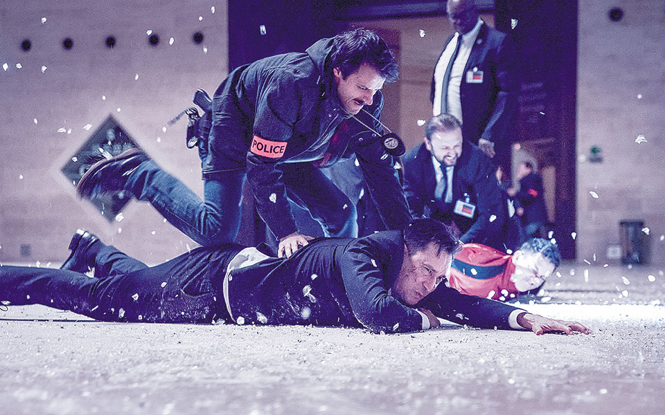 ο-αριστοκράτης-λωποδύτης-χτυπά-στο-561236530