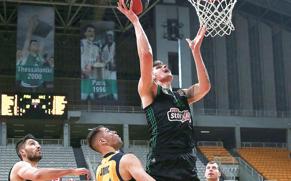 παναθηναϊκός-έπαιξε-για-τρεις-ο-μήτογ-561237301