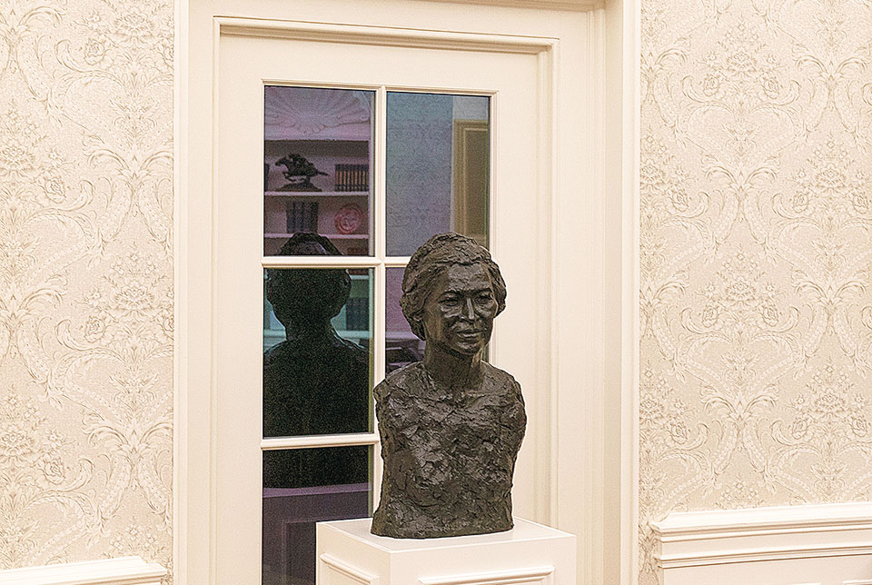 Αλλάζουν όλα στον Λευκό Οίκο-2