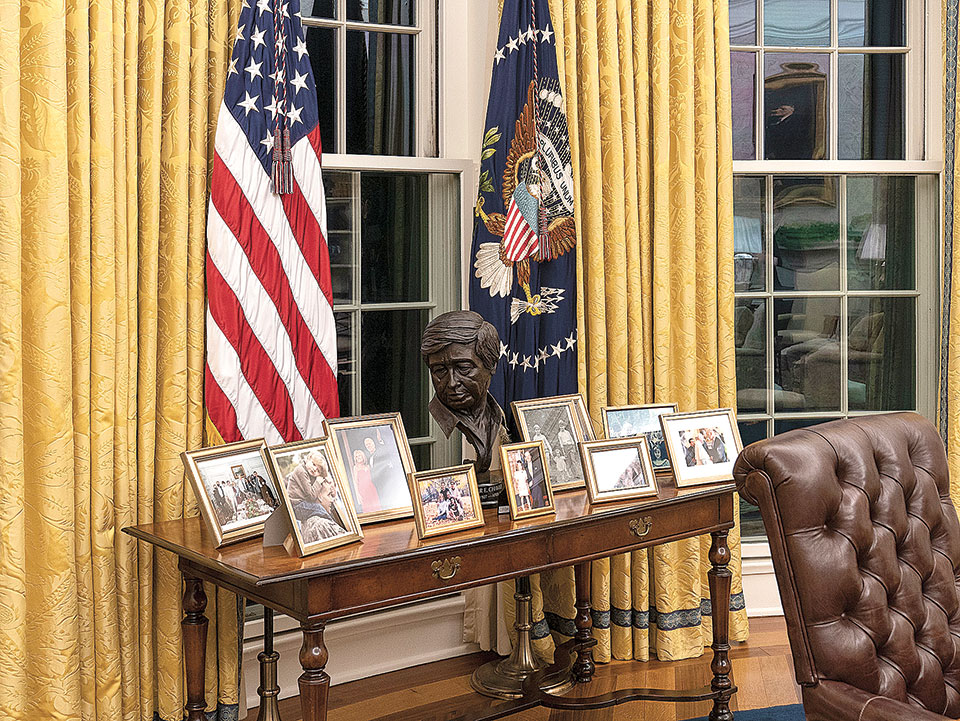 Αλλάζουν όλα στον Λευκό Οίκο-1