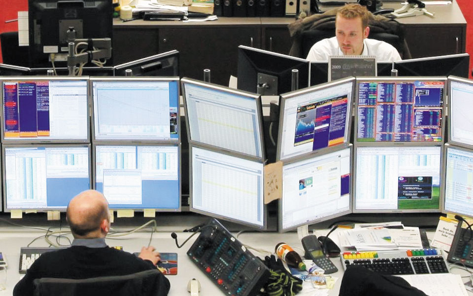 δύο-ρεκόρ-κατέρριψε-το-νέο-10ετές-ομόλογ-561244018