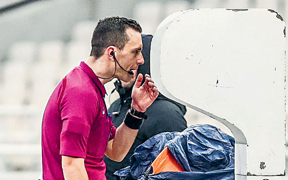 var-και-στο-κύπελλο-από-προημιτελικούς-561246649