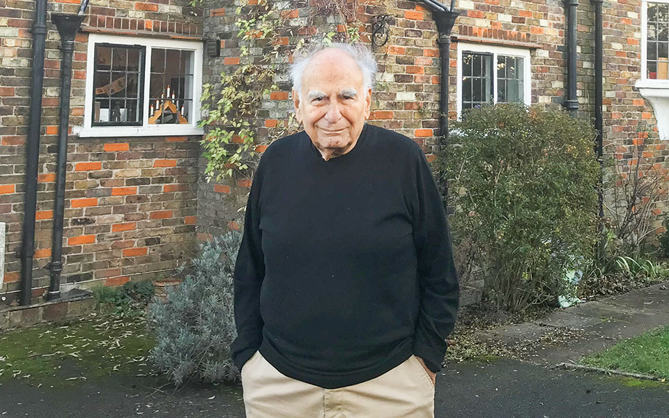 Ο Ελληνας που έθεσε τις βάσεις για το εμβόλιο-1