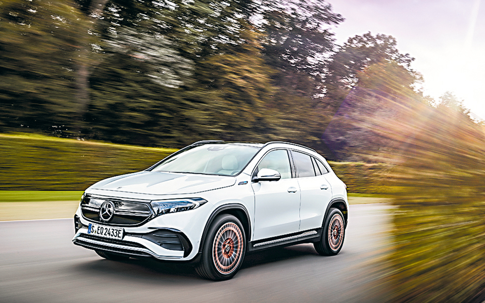 μια-compact-mercedes-με-ηλεκτρική-νοημοσύνη-561247276
